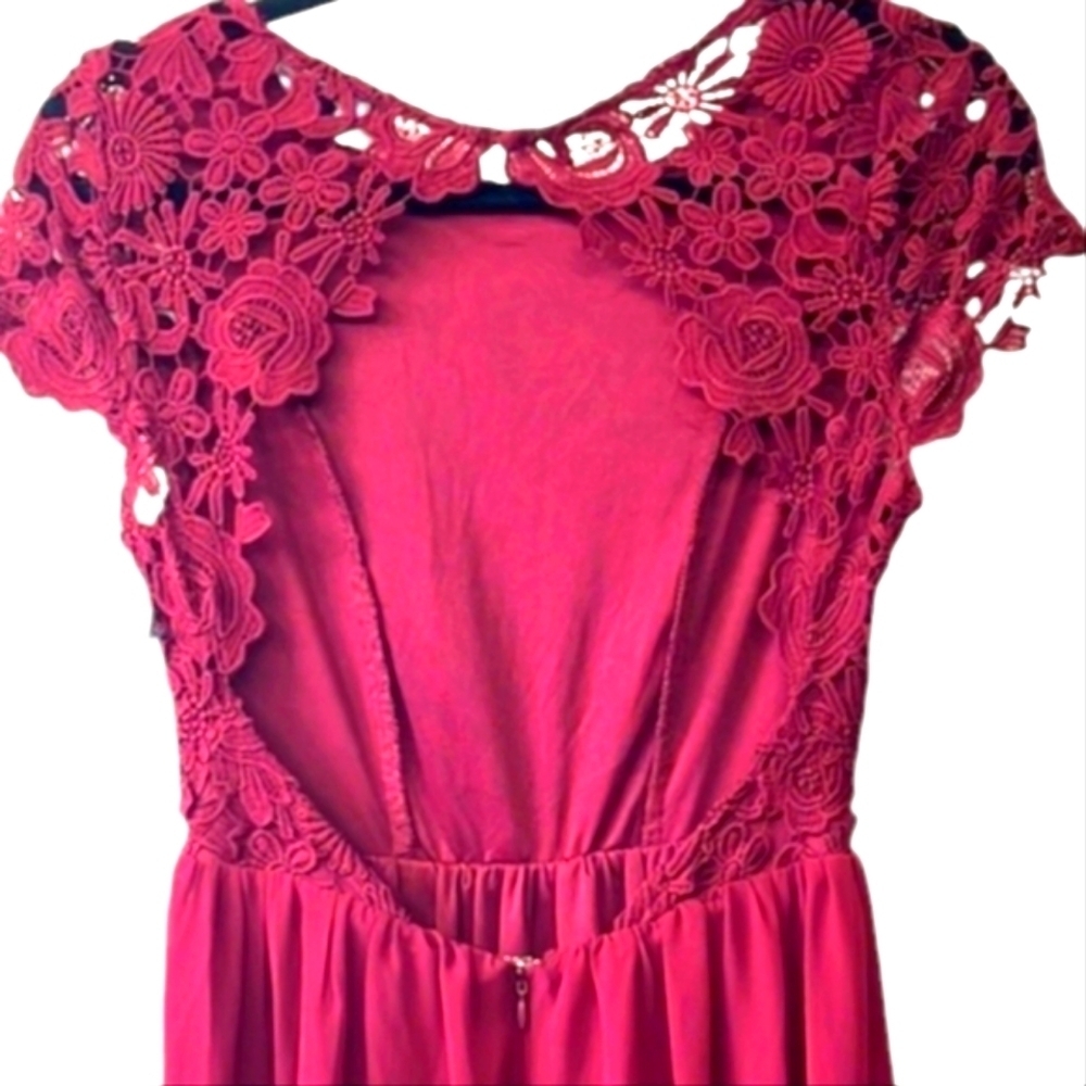 LULUS The Greatest Lace Maxi Dress Burgundy Crew Backless Cap Sleeves Sz SM NWT - Picture 9 of 15